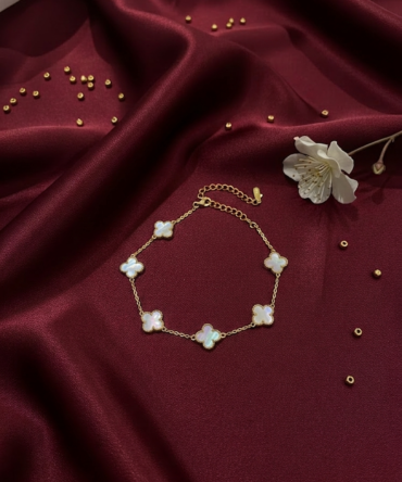 Clover Bracelet - White (Small)