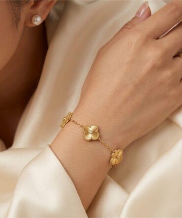 Clover Bracelet - Golden